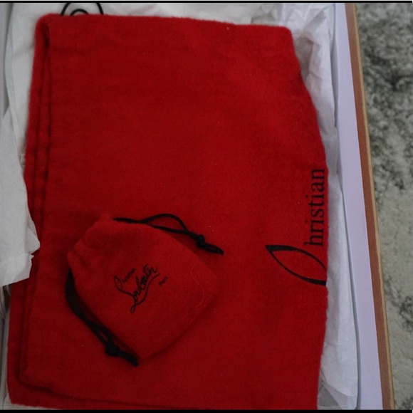 So Kate - Picture 4 of 4